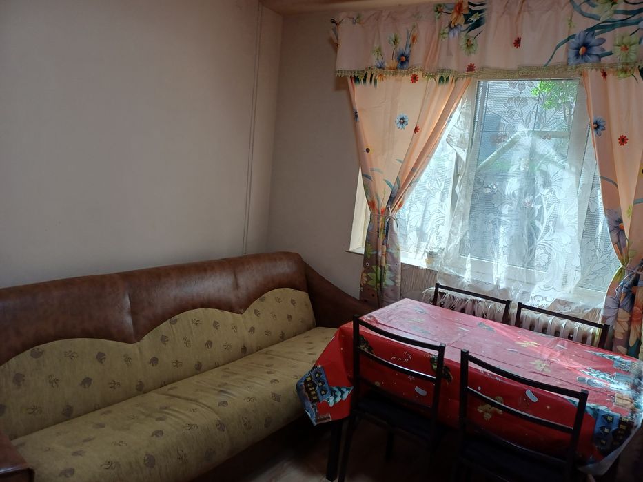 Închiriez cameră cămin CFR zona Păcurari Moara 1 Mai  parter
