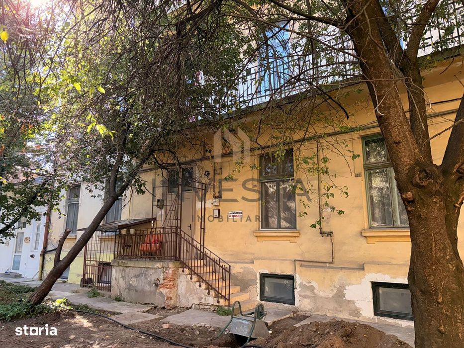 Apartament 2 camere + Demisol, zona Ultracentral pe strada Eroilor!