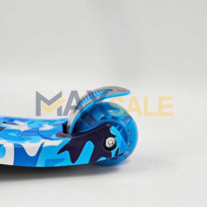 Детска тротинетка триколка камуфлаж с 3 светещи колела синьо