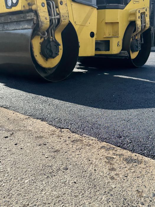 АсфальтАсфальт килиш Хизмати Asfalt yotqizish