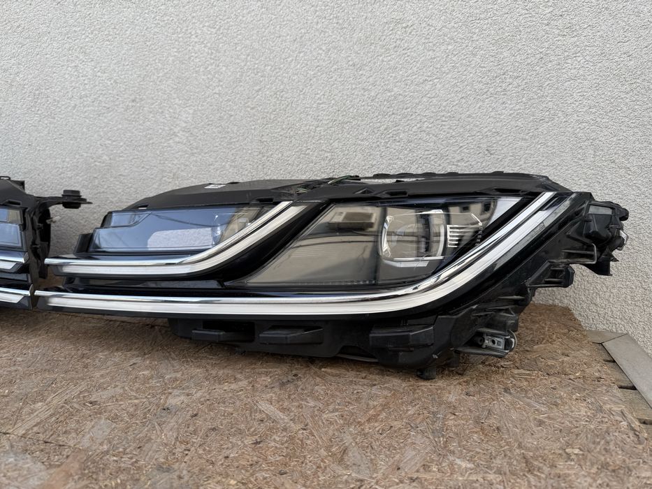 SET Far stanga dreapta VW Arteon Full LED Original Europa