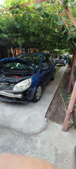 Рено Сценик 2 за части