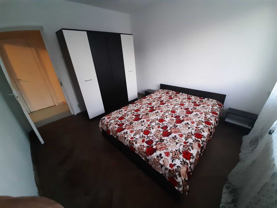 Inchiriez apartament 2 camere
