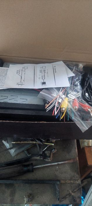 Продам магнитолу