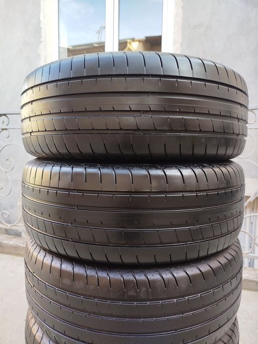 235 55 R19 Shina Good Year