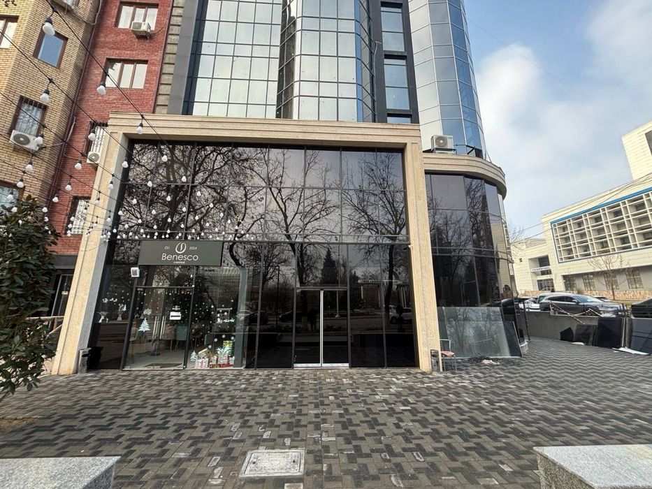 Next Нежилое помещеУл Бабура,под кафе,магазин,бутик,салон.Первая линия