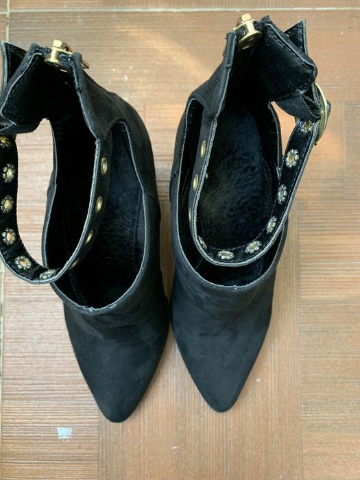 Botine scurte noi