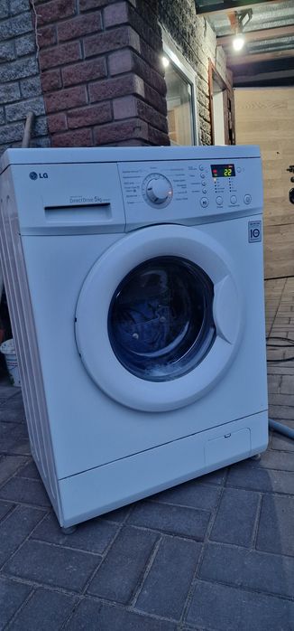 Стиральная машина LG 5кг.