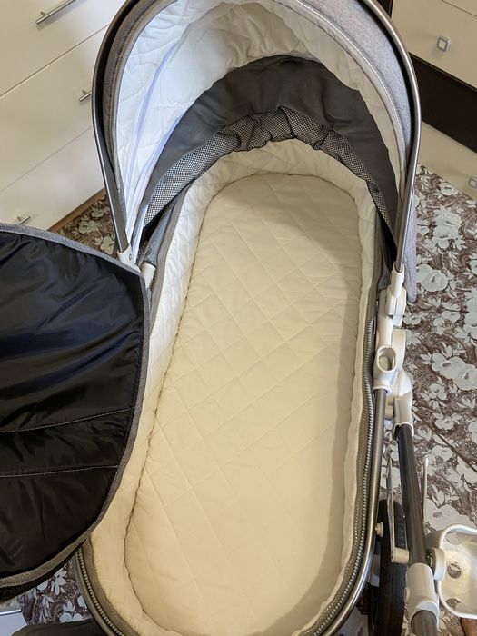 Продам коляску Teknum трансформер 2в1