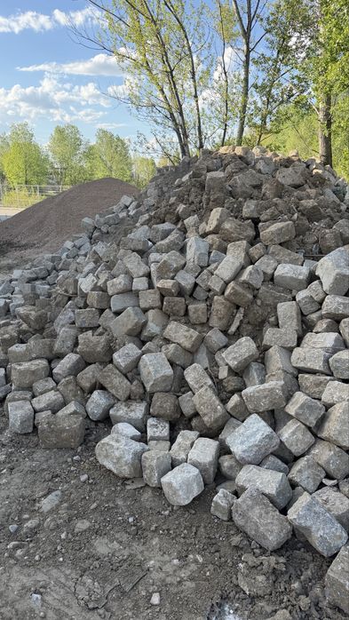 Продавам гранитни павета