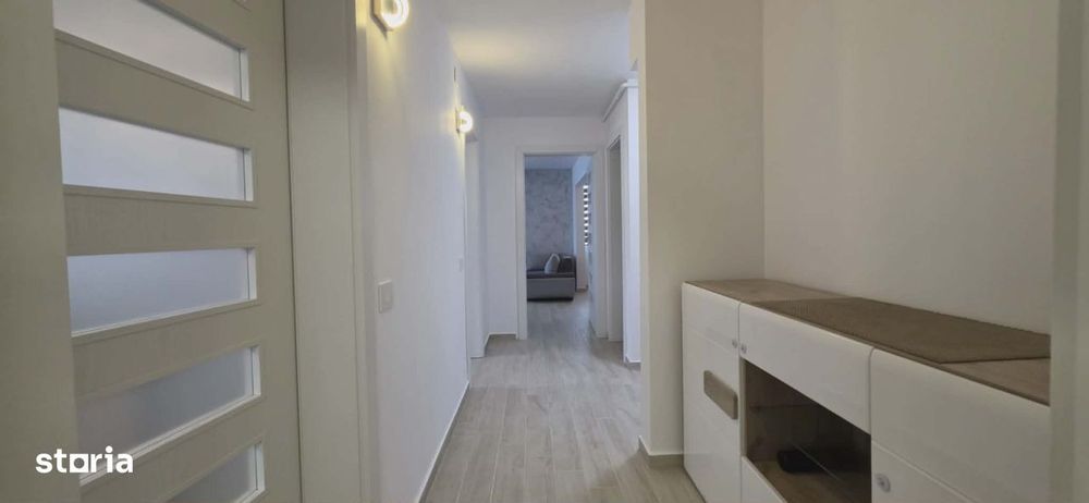 Apartament 3 camere de vânzare, cart. Prima Sova