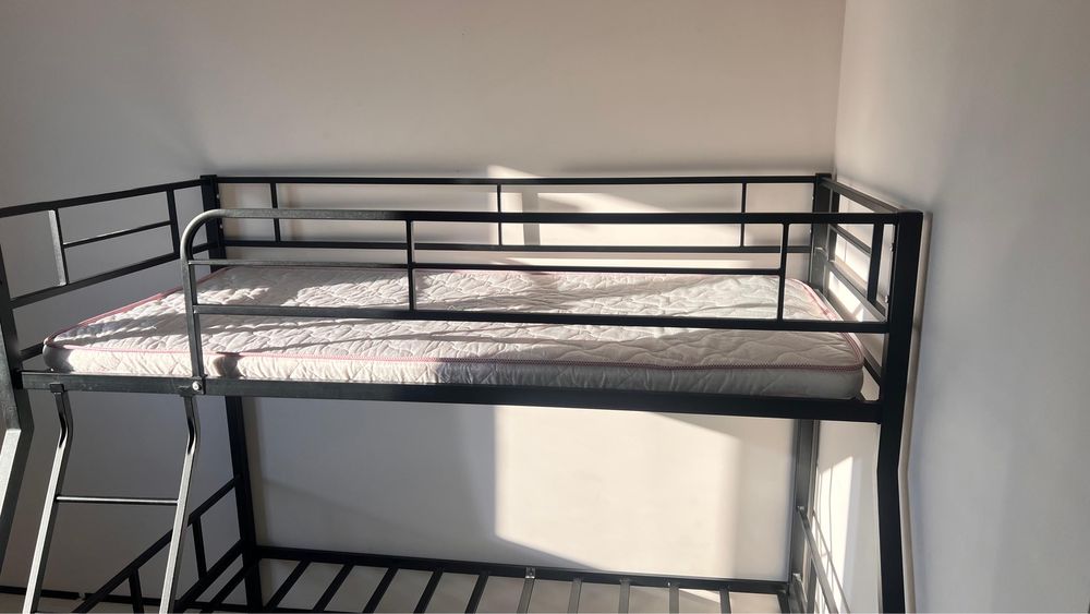 Кровать (новые,торг есть)40000тг уступка будет спальные кровати