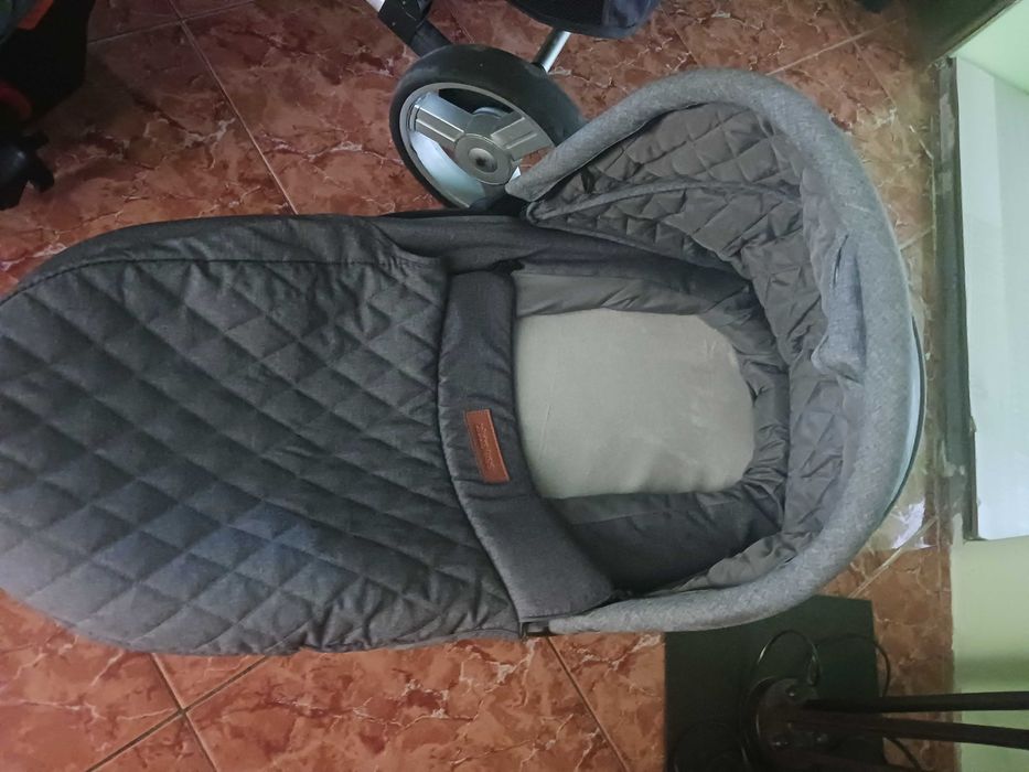 Детска количка 3 в 1