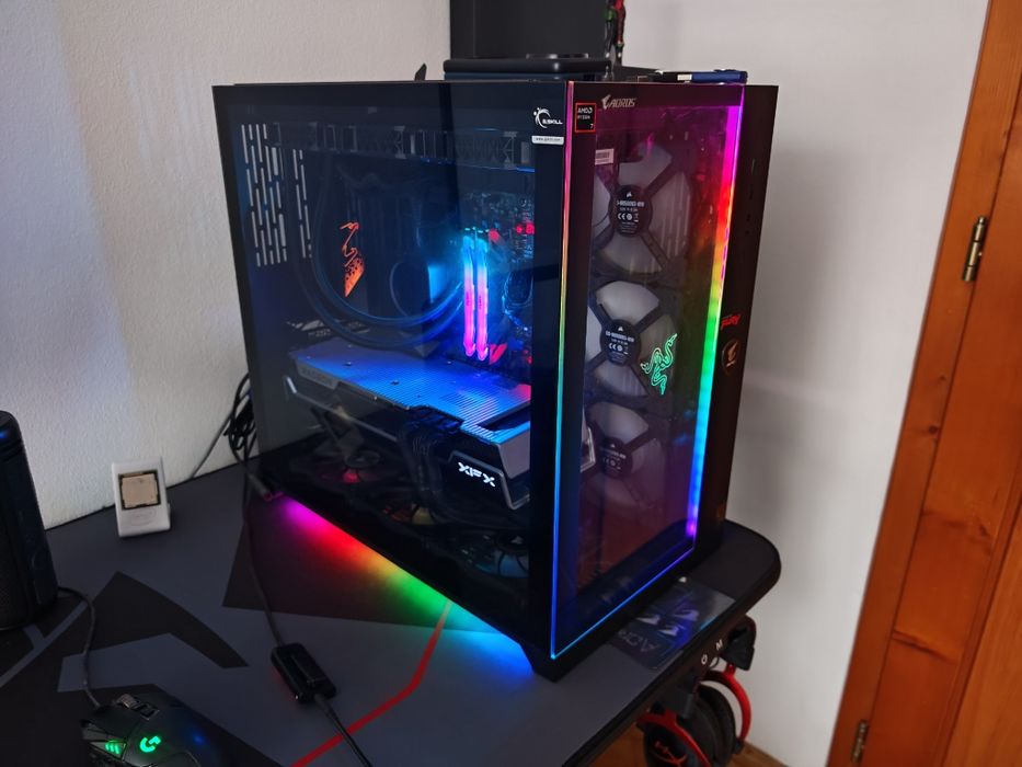 Carcasa lian li o11 razer edition