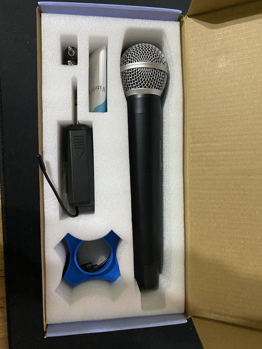 Karaoke uchun mikrafon