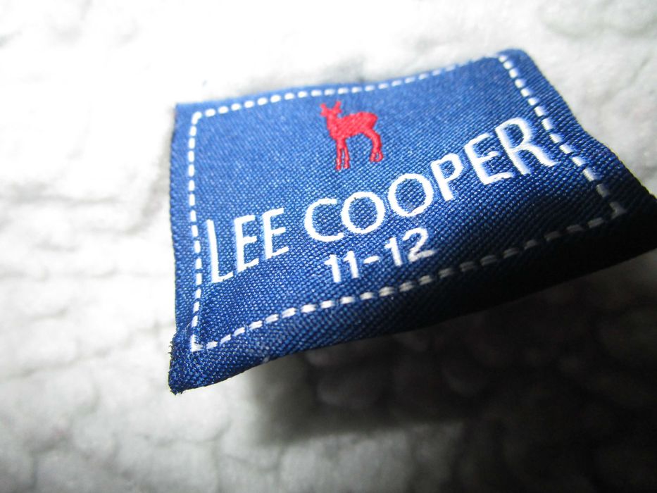 дебело Яке тип риза