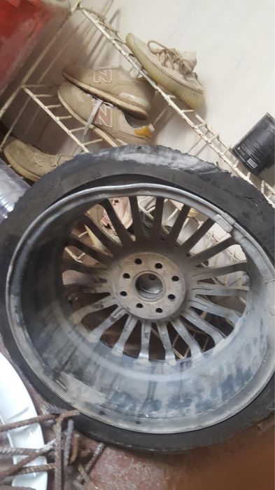 продоется диски R 17 от бнв шины новые