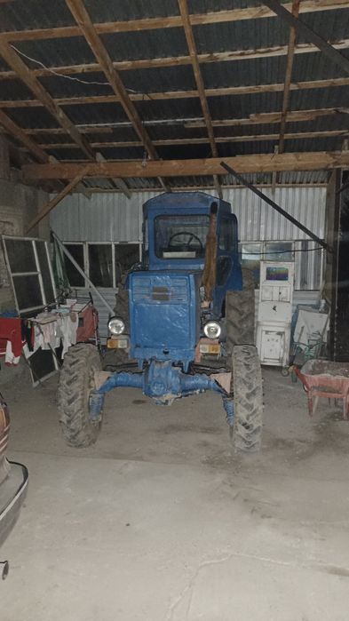 Трактор Т-40  на полном ходу