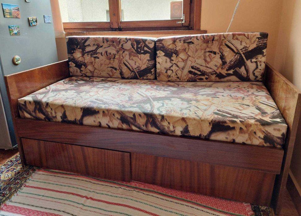 Кухненско канапе - разтегателно с 2 бр. чекмеджета