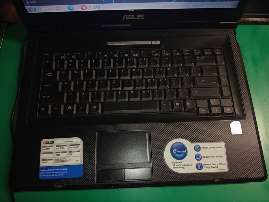 Laptop Asus X58C 2Gb RAM | 160Gb Hdd | Intel celeron 220