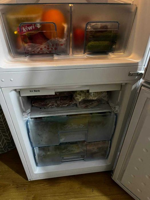 Продается холодильник беко