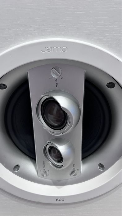 Jamo IC 600 встраиваемая колонка .