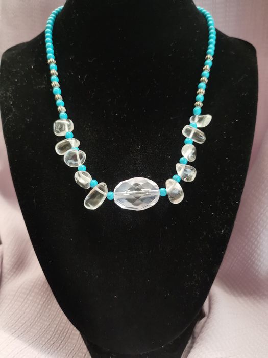 Колие естествени камъни