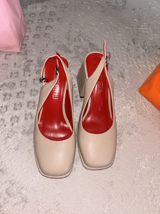 Сапоги и туфли прод