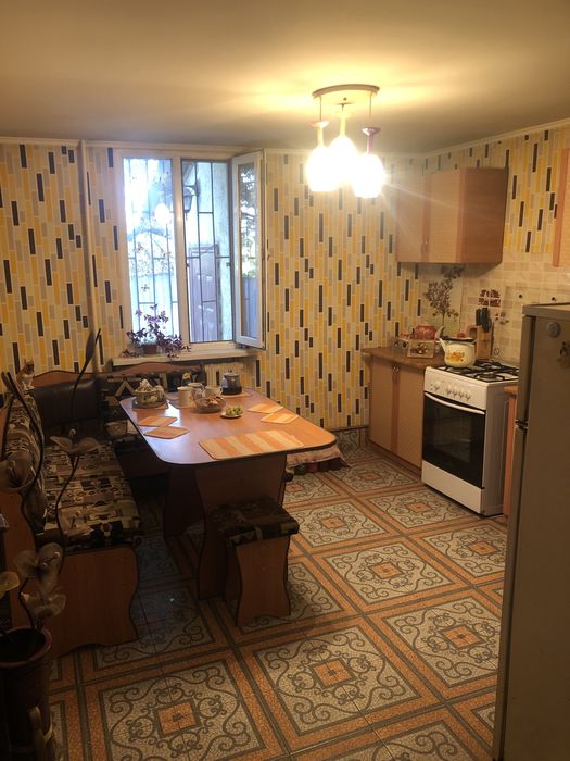 Дом с теплицей