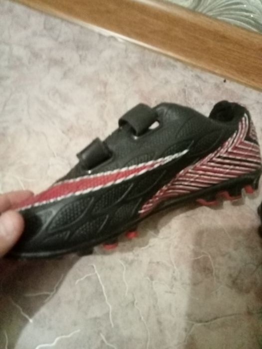 Бутсы 36 размер   .