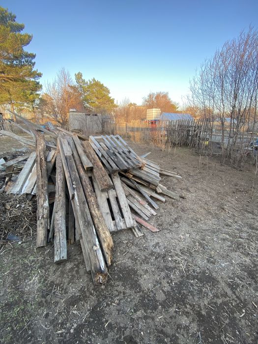 Доски бруски на дрова