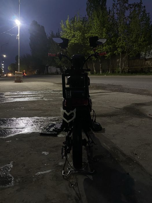 Скутер ск8 про..