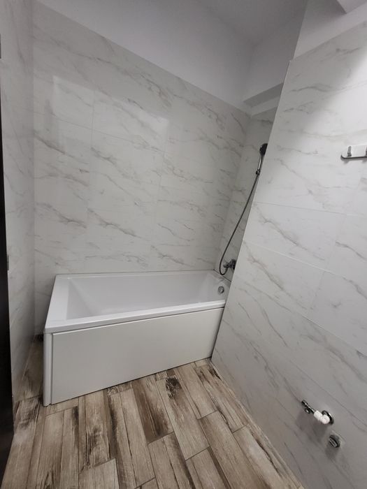 P.F vând ap.2 cam. Palas-Lazăr Residence