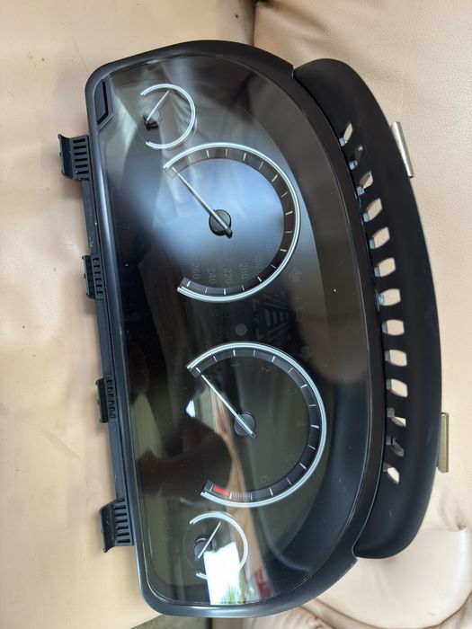 Километраж 6wa полу дигитален за  BMW f01 f06 f07 f10 f11 f15 f16 f25