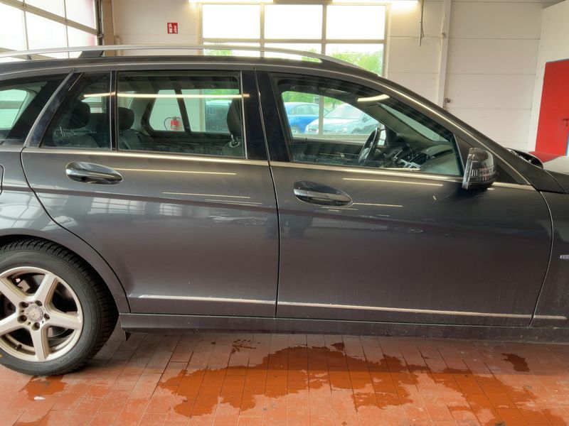 Mercedes-Benz C-Klasse C 220 CDI T BlueEfficiency Elegance 2009