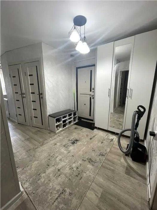 продаю 3 комнатная ЮГО восток