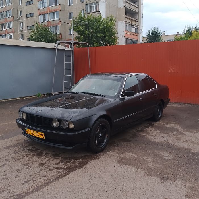 Торг есть срочно. BMW Е34