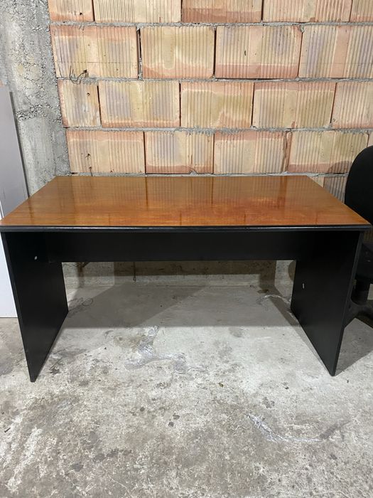 Masa birou de vanzare