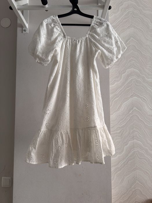 Летние белое платье для прогулок