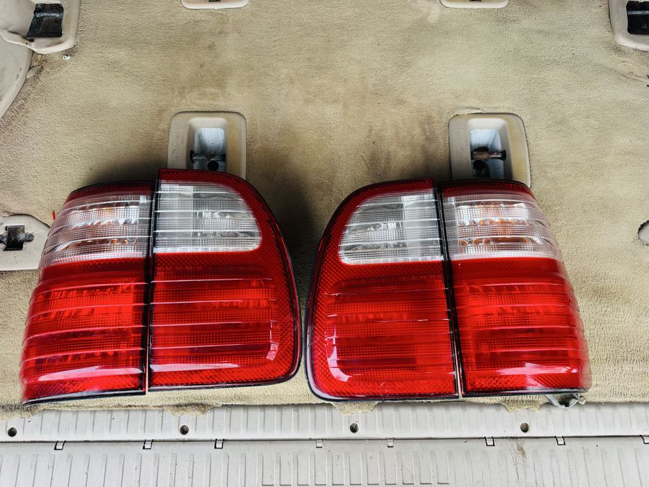 Фонари Стопы комплект задний До рест от Lexus Lx 470/ Land cruiser 100