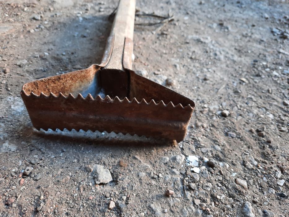 Продам расчёску для лошадей