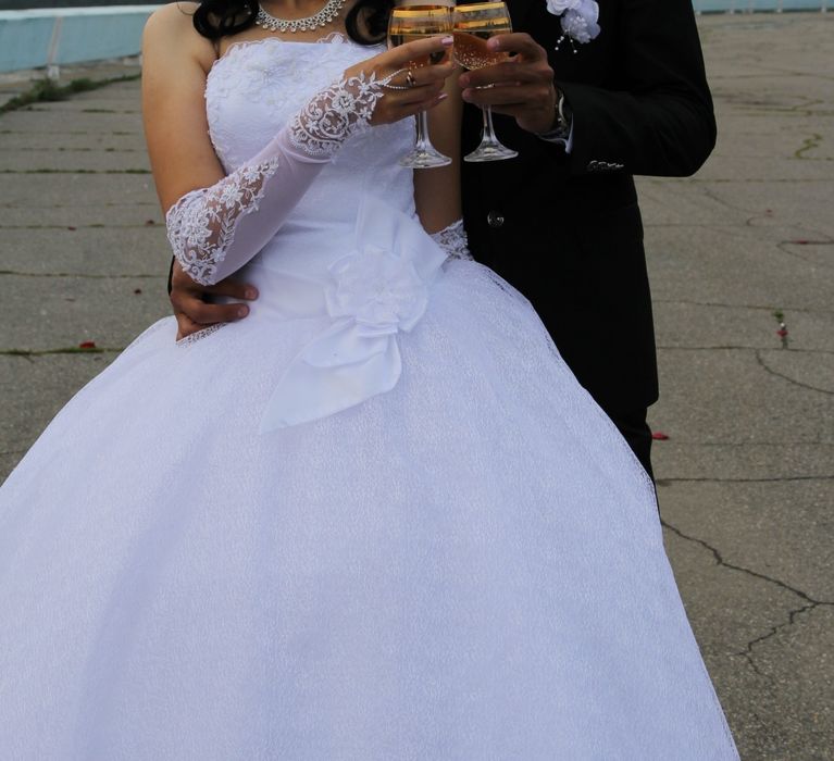 Свадебное платье