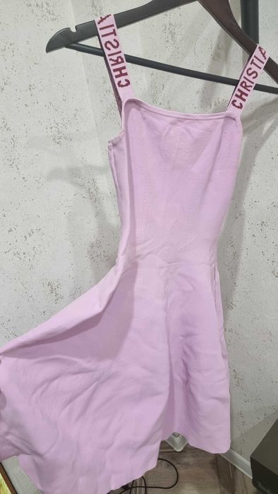 Продам платье 42 размер