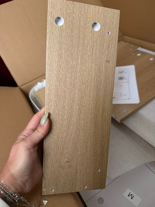 Шкаф за баня с плот 300лв ново