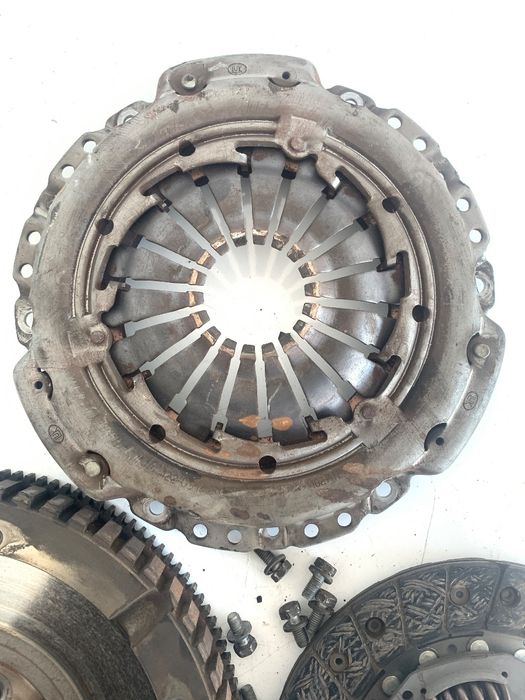 Kit Ambreiaj Renault Kangoo 2 - 2010 - 1.5Dci 9K9-A8 50Kw Euro 4