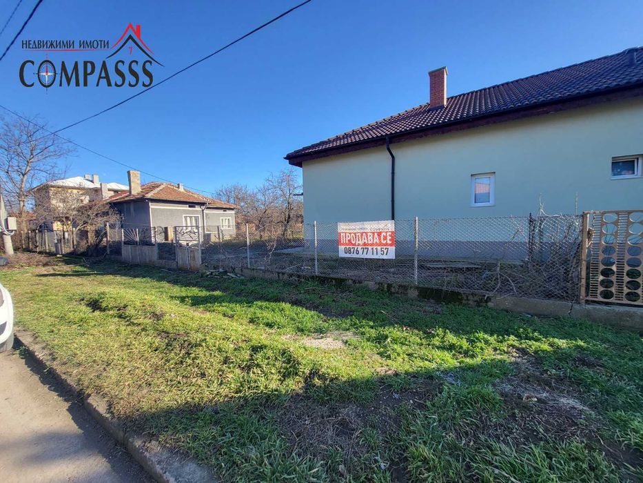 Продава се Къща в Генерал Тошево - 70 кв.м за 489 €/кв.м - Снимка #2