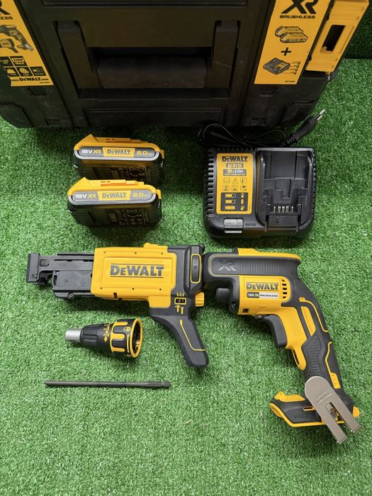 Винтоверт за гипсокартон  Dewalt DCF620 с две батерии и зарядно