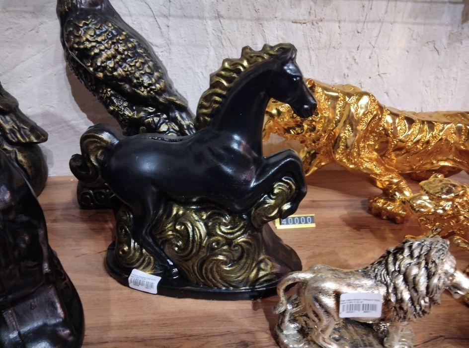 Шкатулька, копилка. Бағасы: 500, 1000тг.