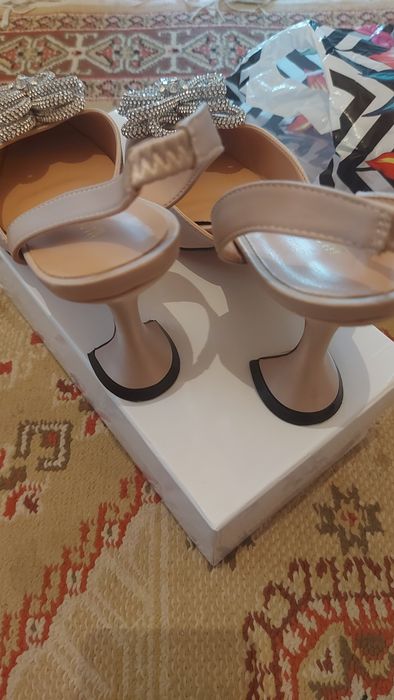 Туфли сатылады размер 39