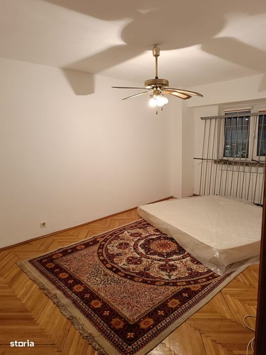Apartament 4 camere decomandat,zona Rond,Bld.Carol I,100,6mp,2/4,CT/AC